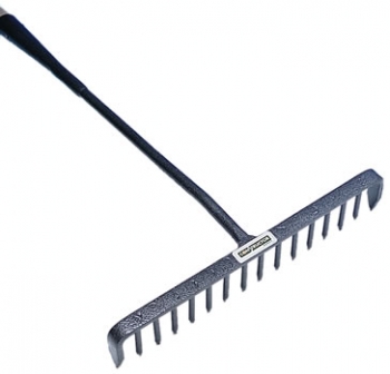 Tarmac Rake, Wooden Handled with 16 Round Teeth