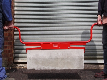 Mustang DQ10 High Handle End Gripping Kerb / Slab Lifter