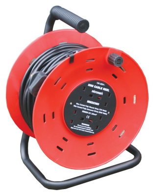 240V 13A Cable Reel comes with 2 x 13A Sockets