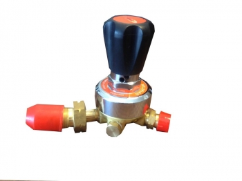 Propane Regulator, Single Stage – Plugged, 3.5 Bar - WGRPP-O