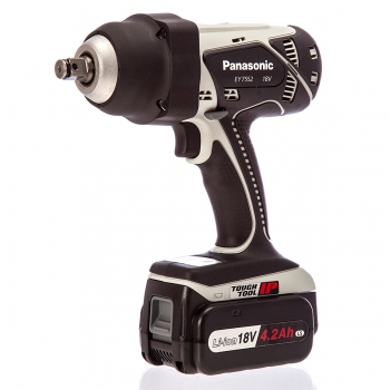 Panasonic EY7552LS2S31 18V Heavy-Duty Impact Wrench with Charger and 2 x 4.2Ah Lithium-Ion Batteries