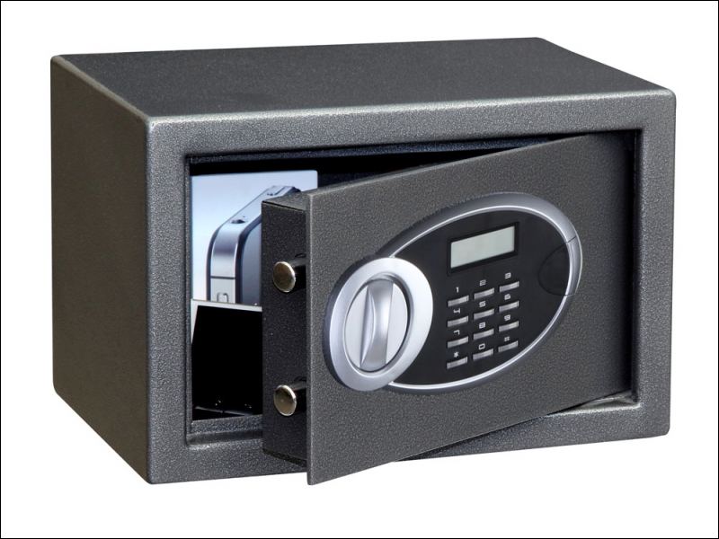 Silverline 3-Digit Combination Car Security Safe Box