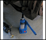 Silverline Hydraulic Bottle Jack - 2 Tonne - Code 427711