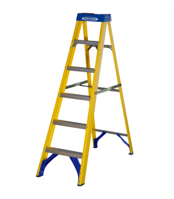 Werner 7160618 Fibreglass Stepladder 6 Tread - Code 7160618