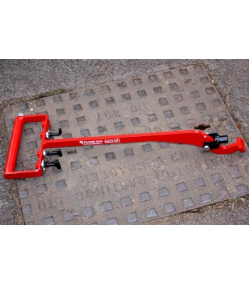 3 Key Manhole Lifter