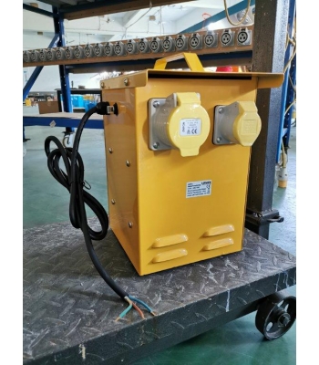 LUMER 3Kva Continuously Rated Heater Transformer – 1 x 16 socket + 1 x 32a socket – Code LM07390
