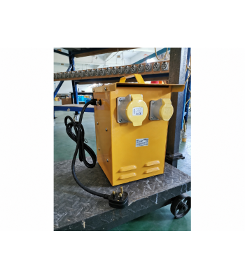 LUMER 3Kva Continuously Rated Heater Transformer – 1 x 16 socket + 1 x 32a socket – Code LM07390