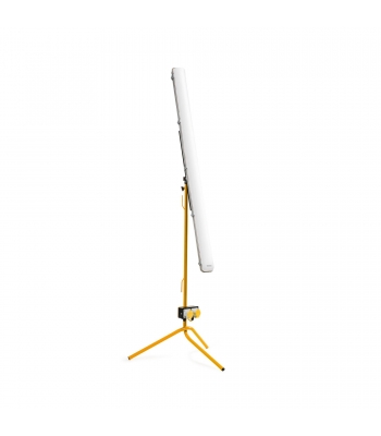 Defender 110v LED 5FT Anti Corrosive Task Light with PTP and Tripod - Code E709285.1
